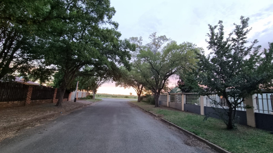 3 Bedroom Property for Sale in Potchefstroom South North West